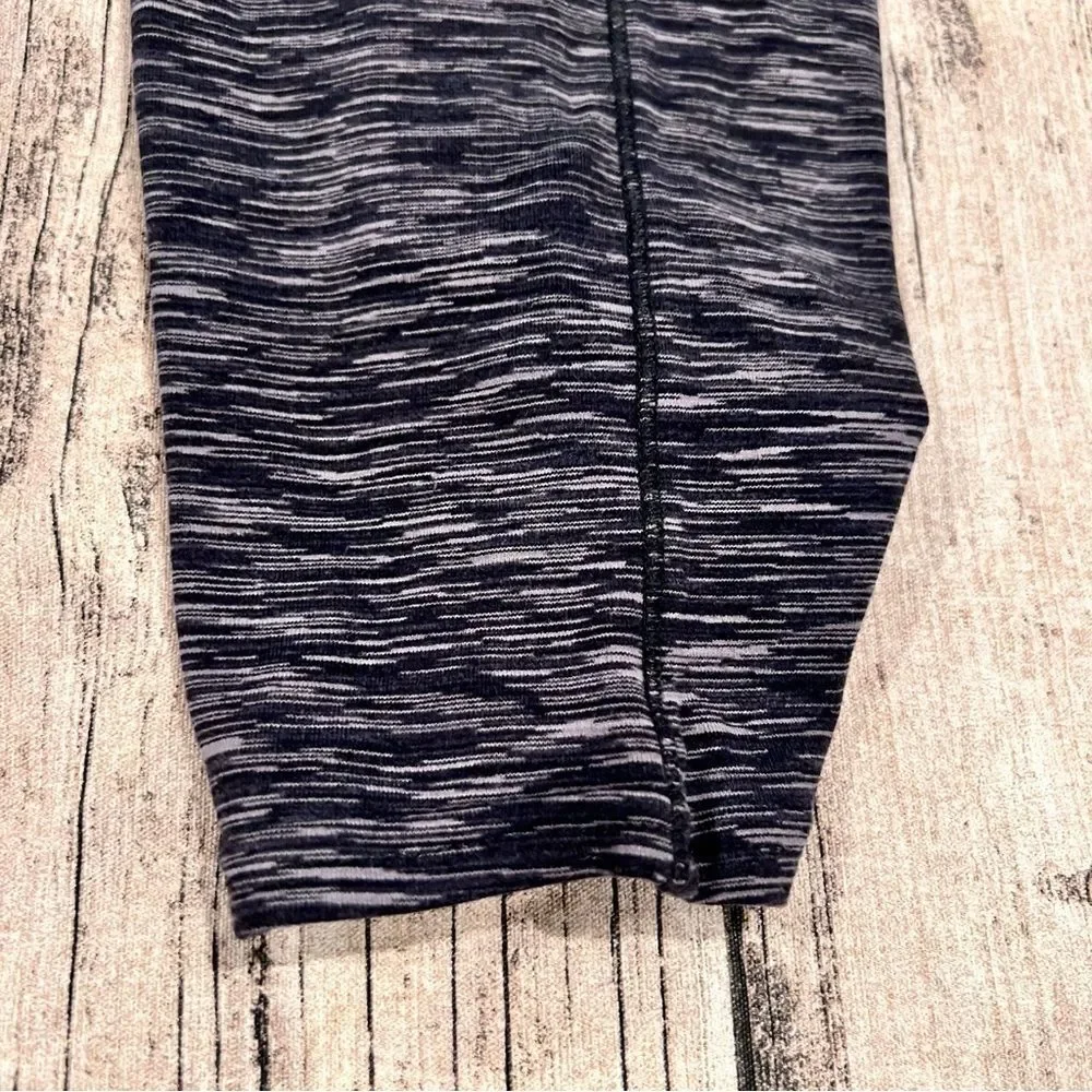 Alo Yoga cropped space dye leggings with rouching at cuffs size small